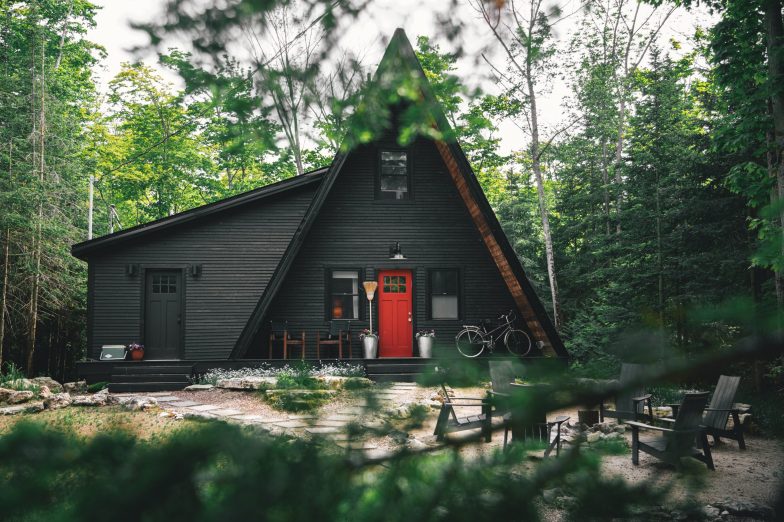 Heaframe - An A-Frame cabin in the woods - Ontario