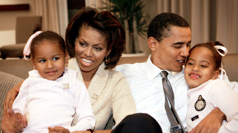 The Obamas with their daughters