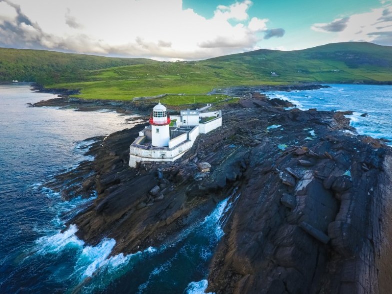 Cromwell lighthouse in Valentia Island