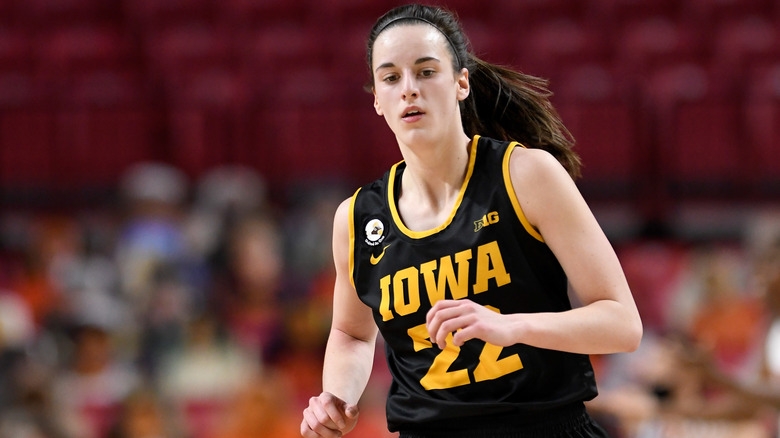 Caitlin Clark run on the basketball court