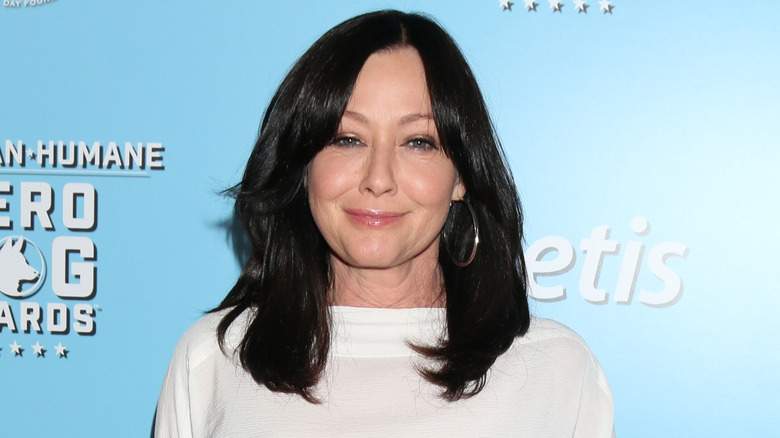 Shannen Doherty smiling