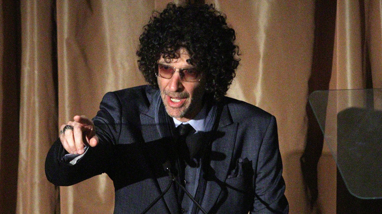 Howard Stern pointing his finger