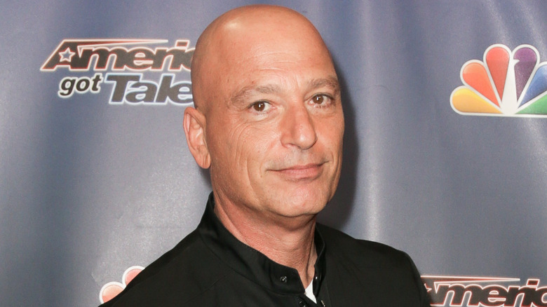 Howie Mandel posing