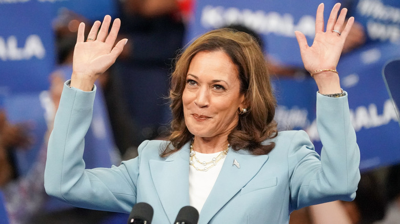 Kamala Harris hands up