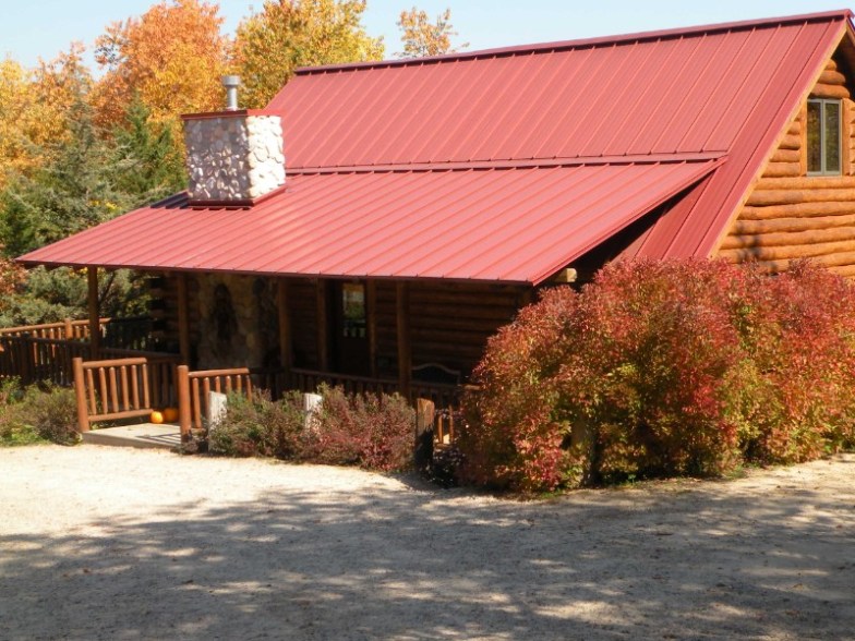 Rustic Ridge Log Cabins – Merrimac, Wisconsin