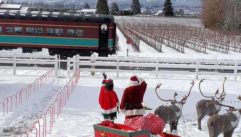 Mount Hood Christmas Train