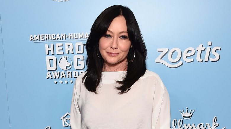 Shannen Doherty white shirt