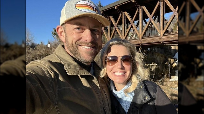 Dave and Jenny Marrs smiling selfie