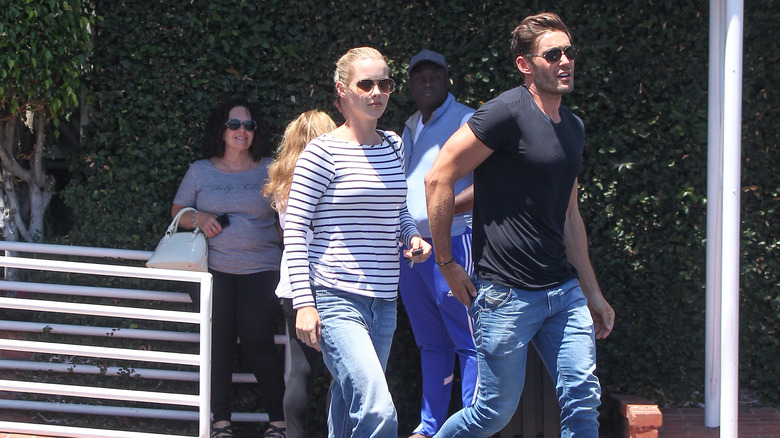 Claire Holt, Matt Kaplan walking